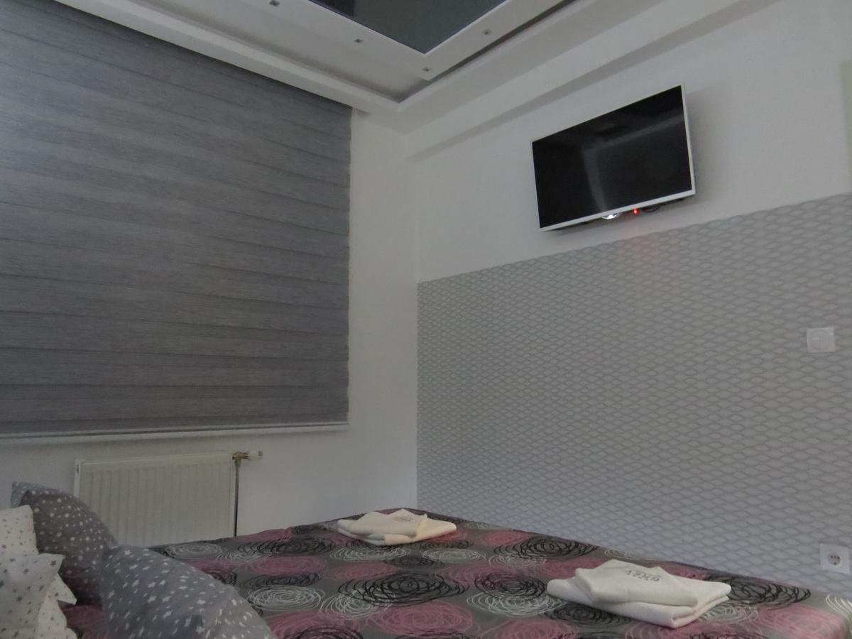 Grey Apartment Ni Extérieur photo
