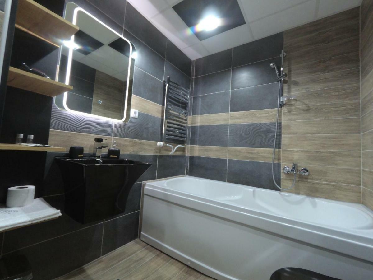 Grey Apartment Ni Extérieur photo