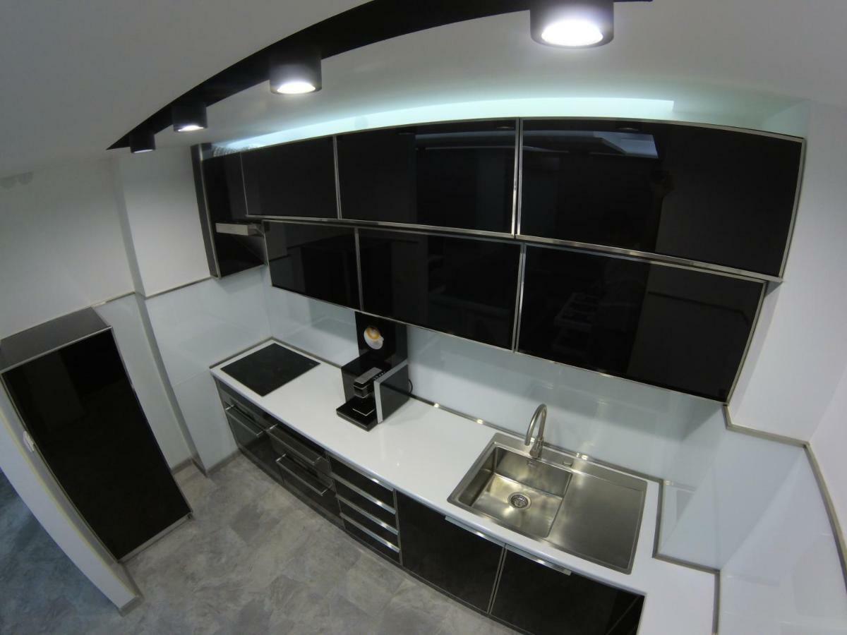 Grey Apartment Ni Extérieur photo
